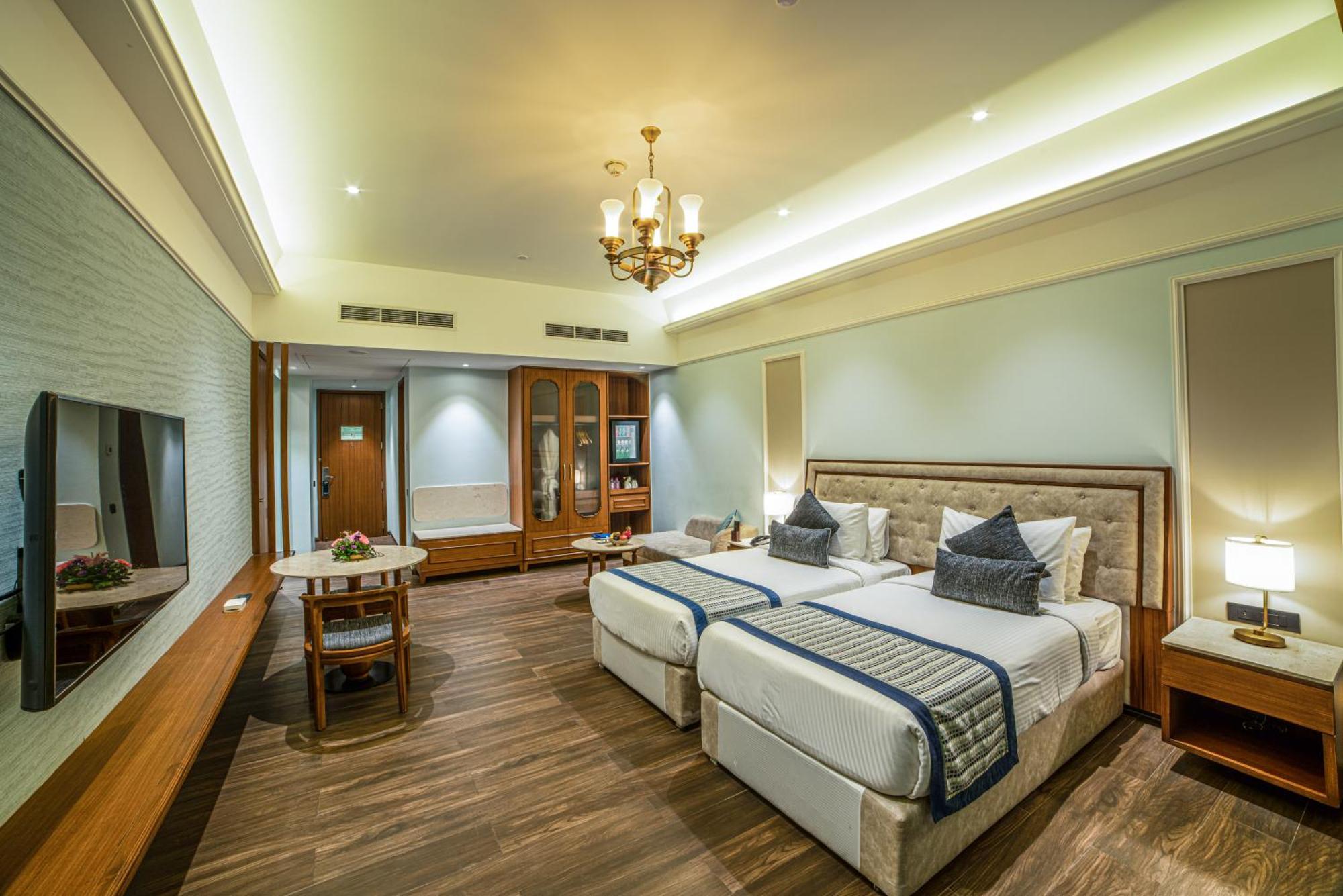 Gift City Club, A Member Of Radisson Individuals Gandhinagar Ngoại thất bức ảnh